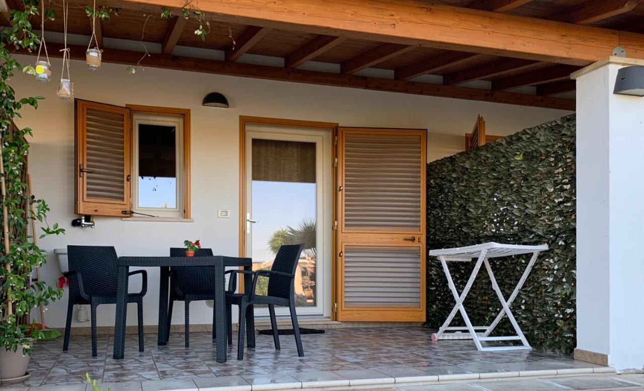 Masseria Capece Bed & Breakfast Uggiano La Chiesa Ngoại thất bức ảnh